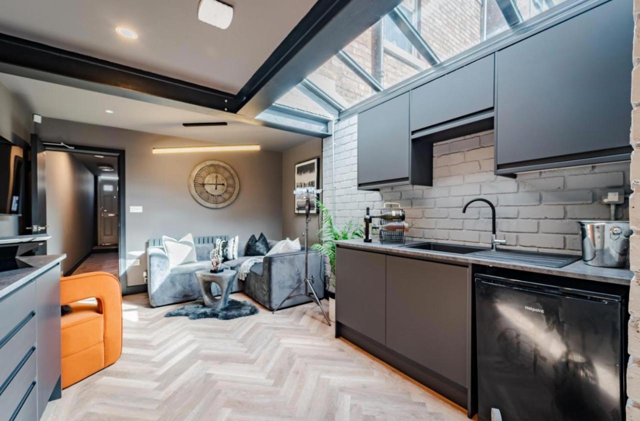 Bramble Studios - Luxury 1-Bed Serviced Suites Ковентри Экстерьер фото